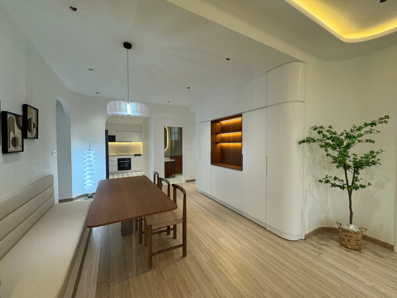 Bán Căn Hộ Cảnh Viên 1 Phú Mỹ Hưng 3PN View Công Viên